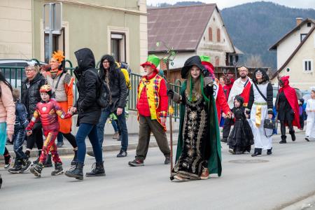 PUST (47 of 143)